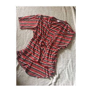 SOLD. uLaRoe Lindsay Cardigan